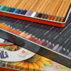 BLYANTER & FARVEKRIDT