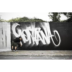 Montana Ultra Wide Black, 750ml.