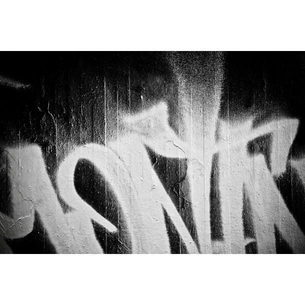 Montana Ultra Wide Black, 750ml.