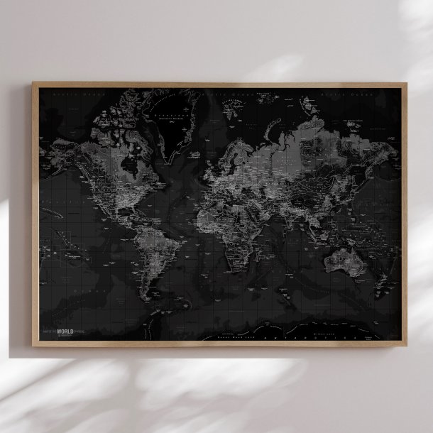Indrammet Verdenskort - Dark - Egetrsramme