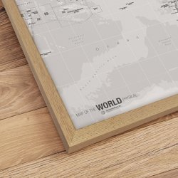 Indrammet Verdenskort - Light - Egetrsramme