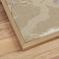 Indrammet Verdenskort - Purple - Egetrsramme