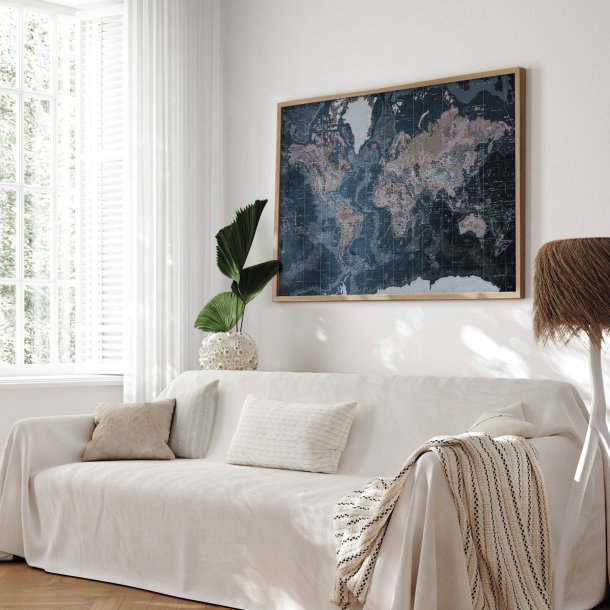 Indrammet Verdenskort - Modern Blue - Egetrsramme