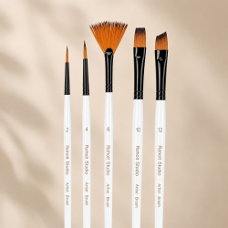 Roholt Studio Kunstnerpensels�t 5-Pak - Mix - Rund 2 &amp; 4, Flad 10, Skr�sk�ret 12, Vifte 6