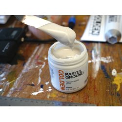 GOLDEN Medium, Pastel Ground 237ml.