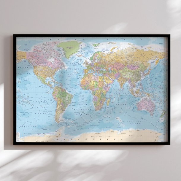 Indrammet Verdenskort - Political - Sort ramme