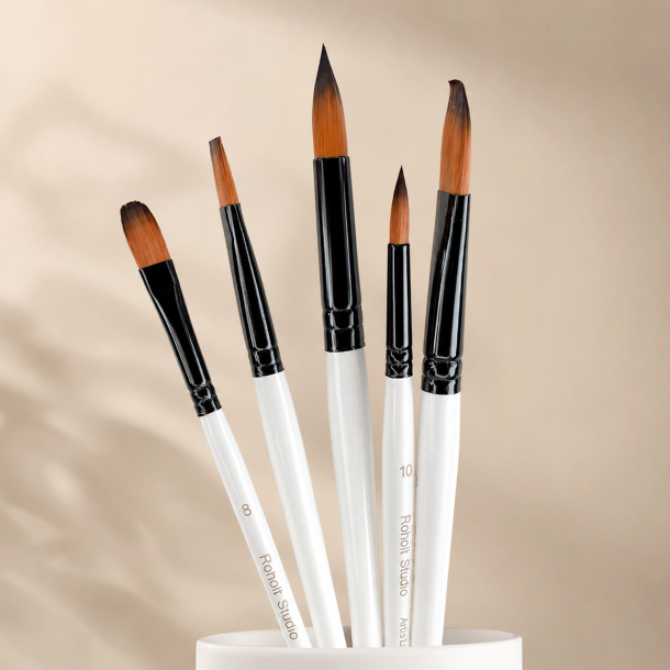 Roholt Studio Kunstnerpensels�t 5-Pak - Mix - Oval 8 &amp; 16 Flad: 12, rund 10 &amp; 18