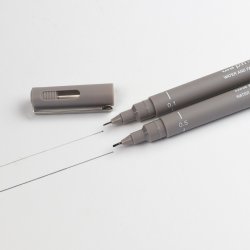 Uni pin - Permanent marker